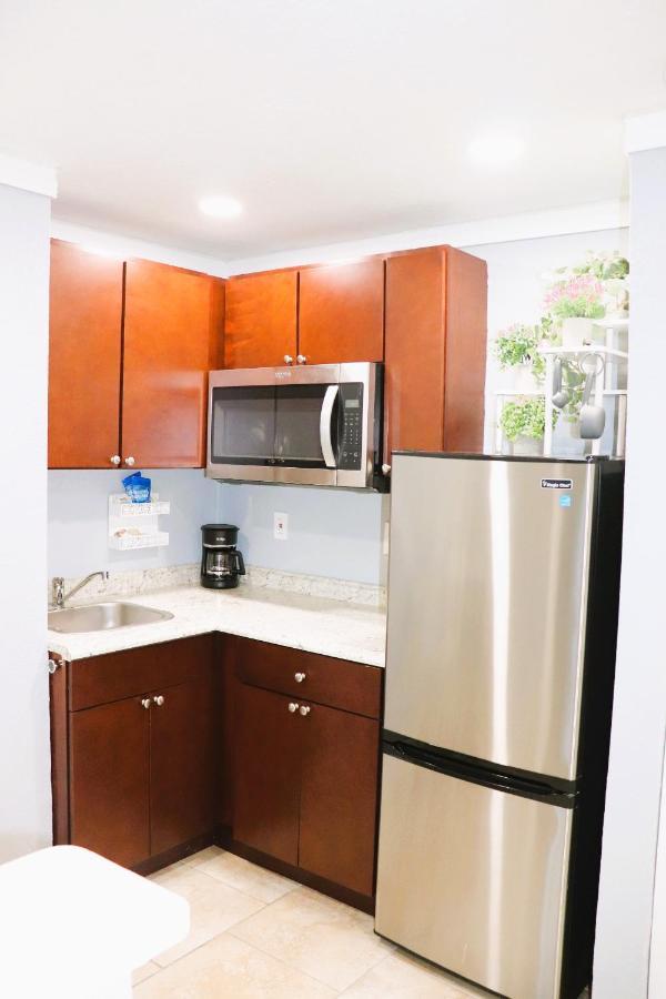 Luxury Studio Suite Close To Tampa Airport Exterior photo