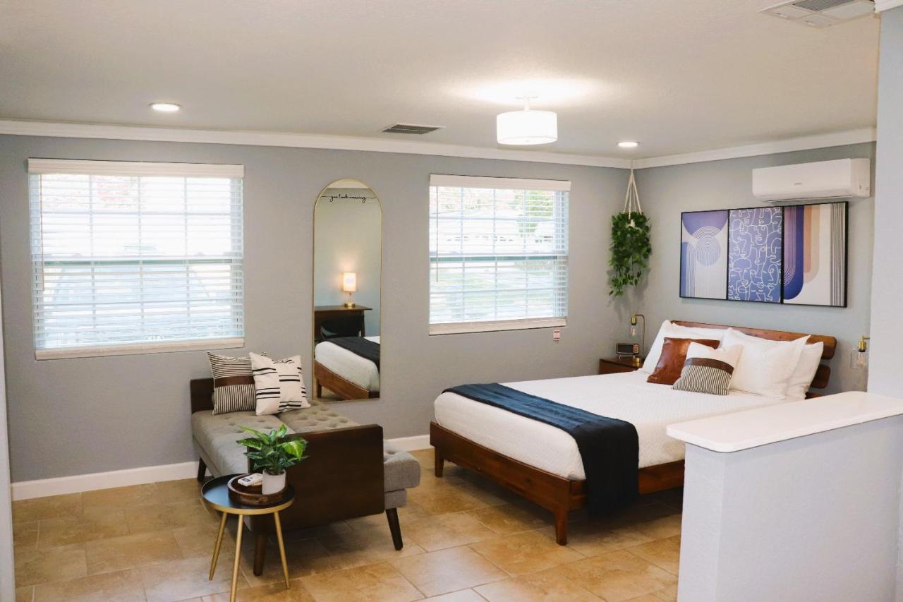 Luxury Studio Suite Close To Tampa Airport Exterior photo